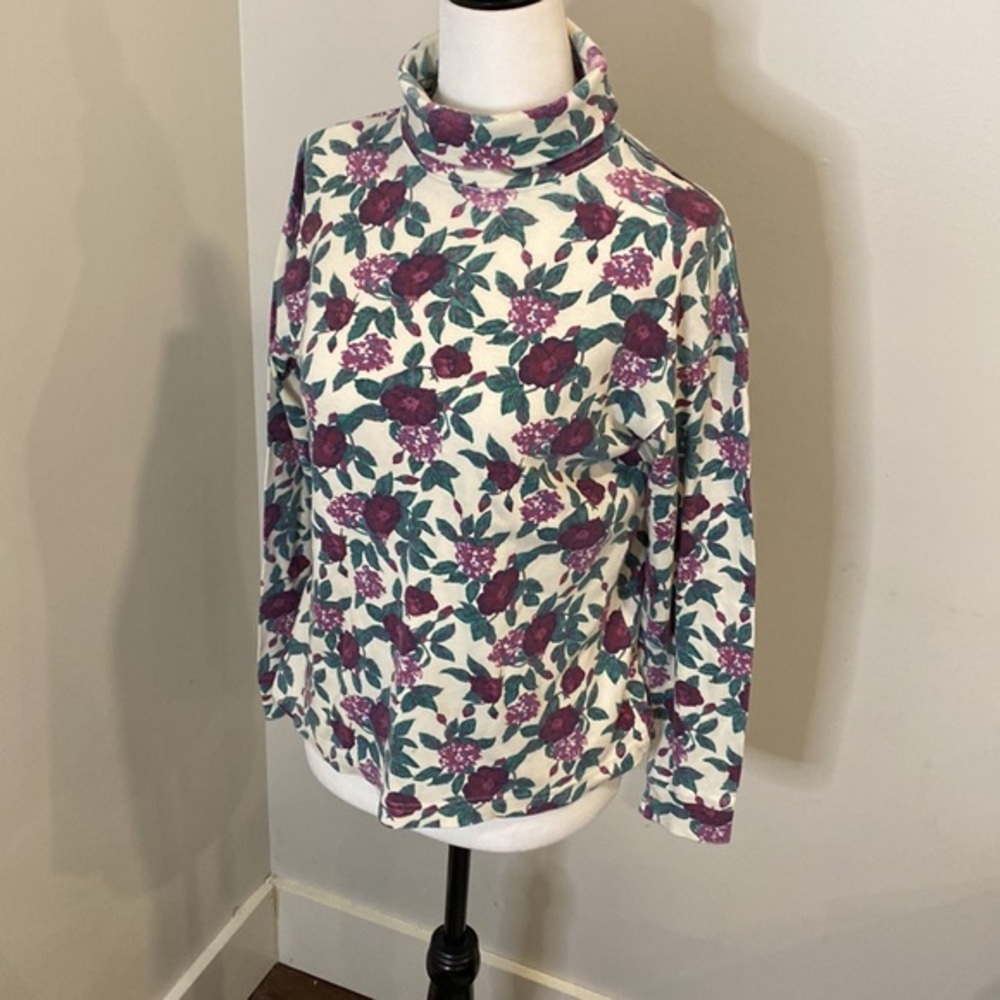 Vintage Floral Turtleneck